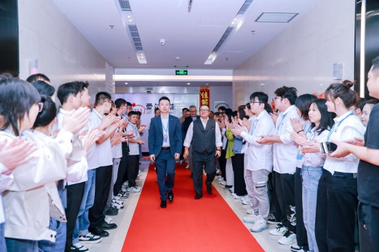天图通逊乔迁至自购甲级写字楼啦